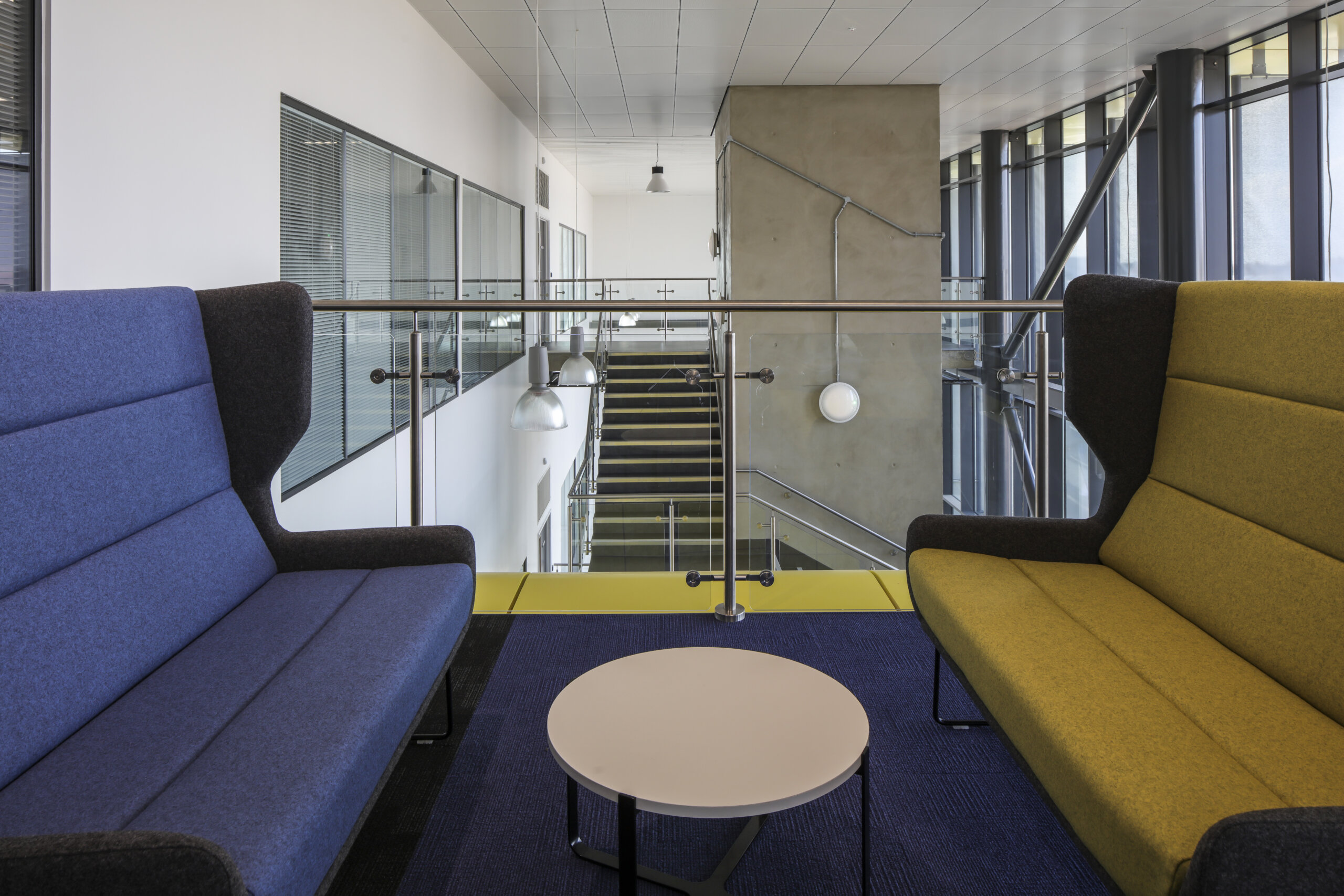 AIRC_CRANFIELD_UNIVERSITY_-HSH2SFBSL_TRA600D_WHMF_BL_HR.jpg